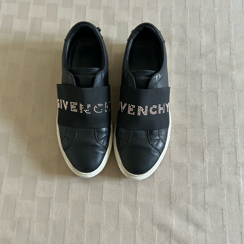 Givenchy Urban Street Low Top Slip On Leather Sneakers - Picture 3 of 11